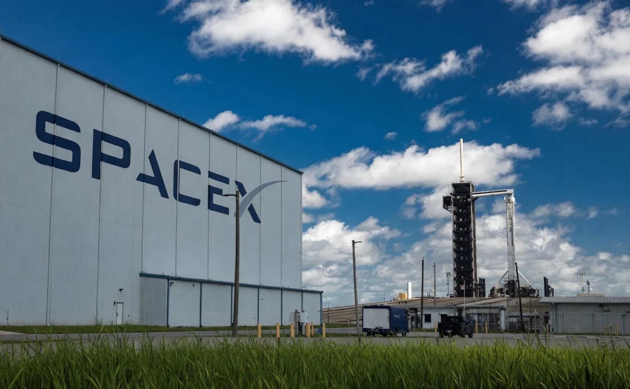 SpaceX (SPCX) Stock Slides 3% Despite Historic Starship Orbital Achievement