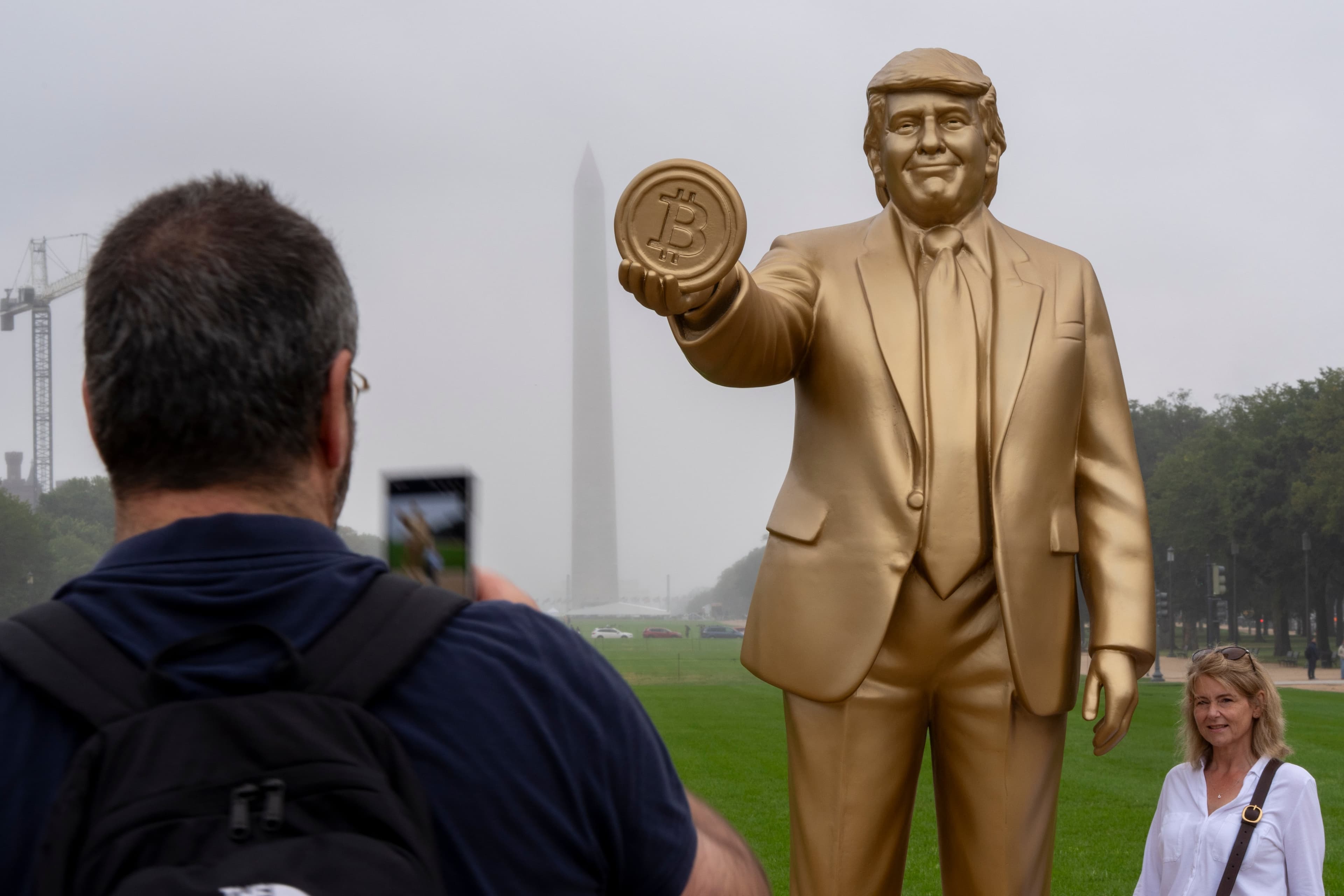 Crypto donors navigate mid-term spending dilemma after U.S. Senate bill defeat