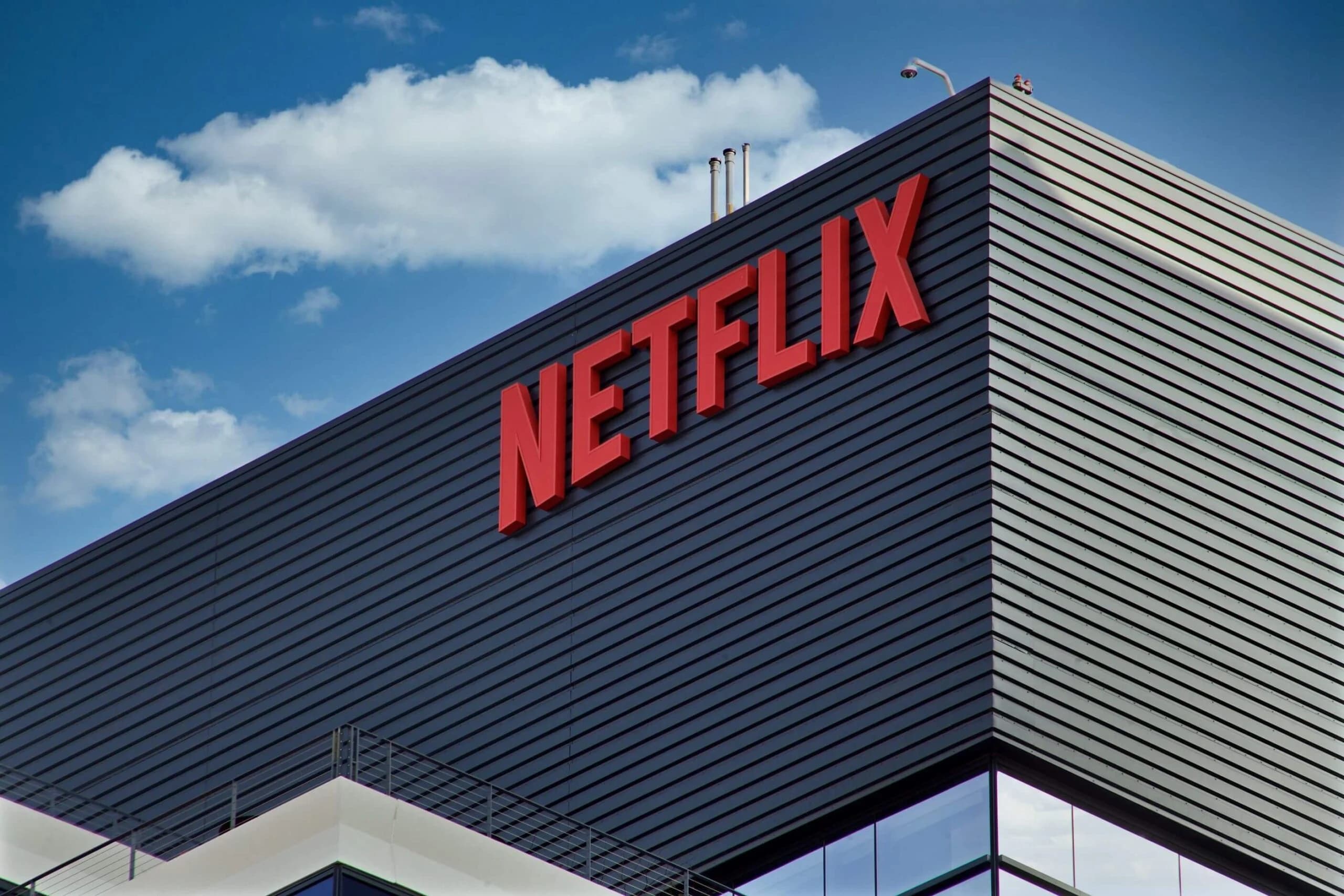 Netflix (NFLX) Shares Decline as CEO Acknowledges Decelerated Expansion