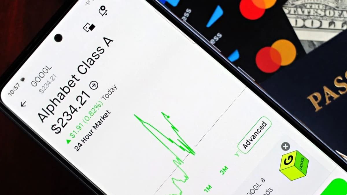 Coinbase (COIN) Teams Up With Stablecore to Deliver Crypto Banking to Over 3,000 Financial Institutions