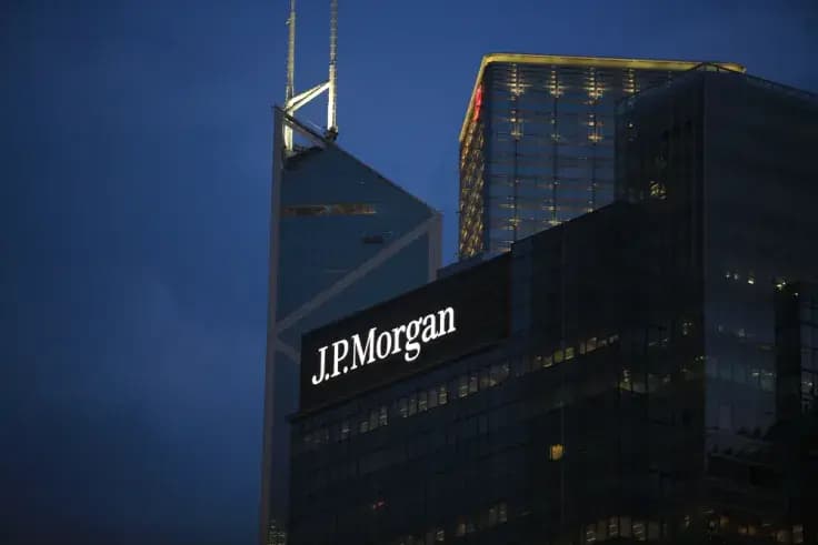 JPMorgan says Bitcoin has more upside than gold, and short sellers are the reason