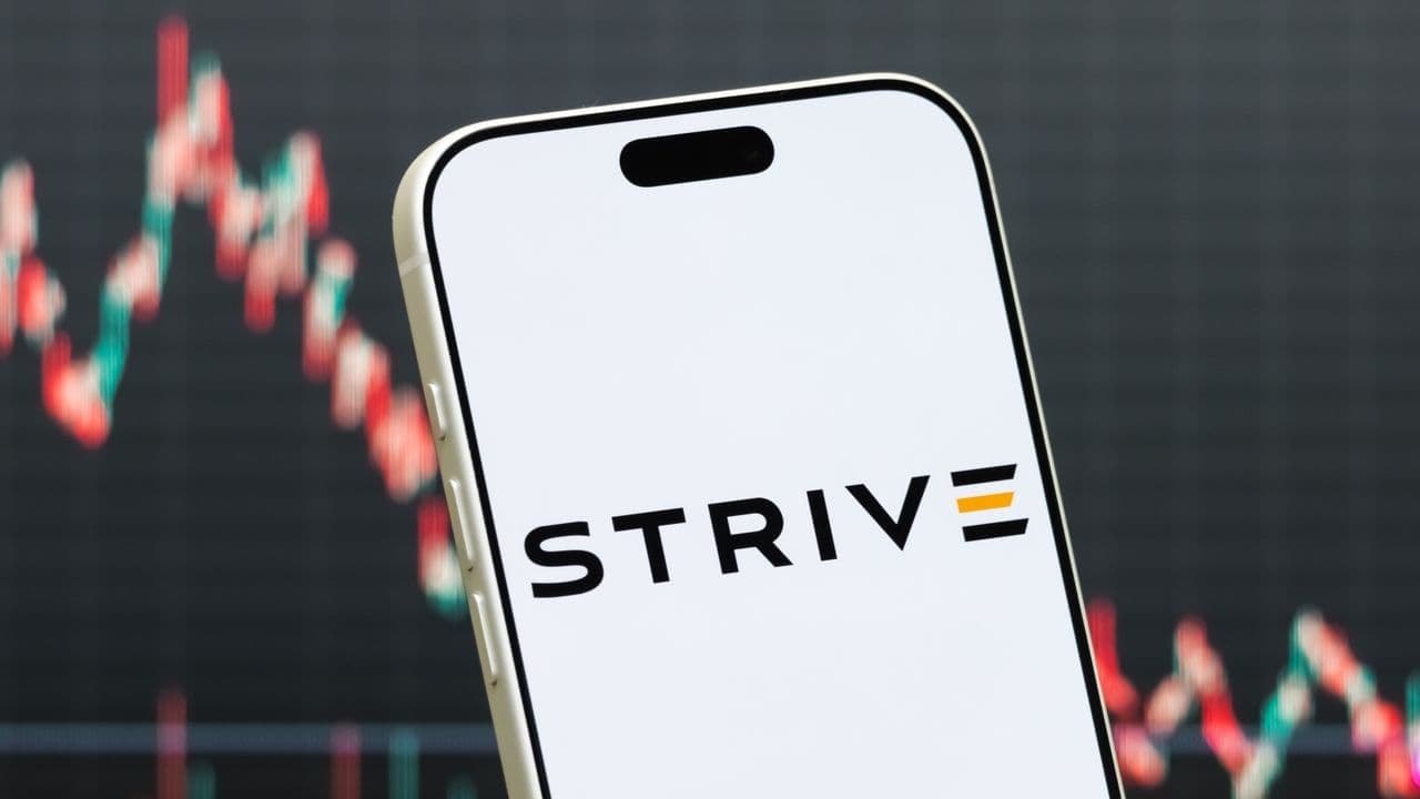 ASST Stock Rises Overnight: Strive Launches IPO Of 15% SATS Preferred Stock To Fund Bitcoin Purchases